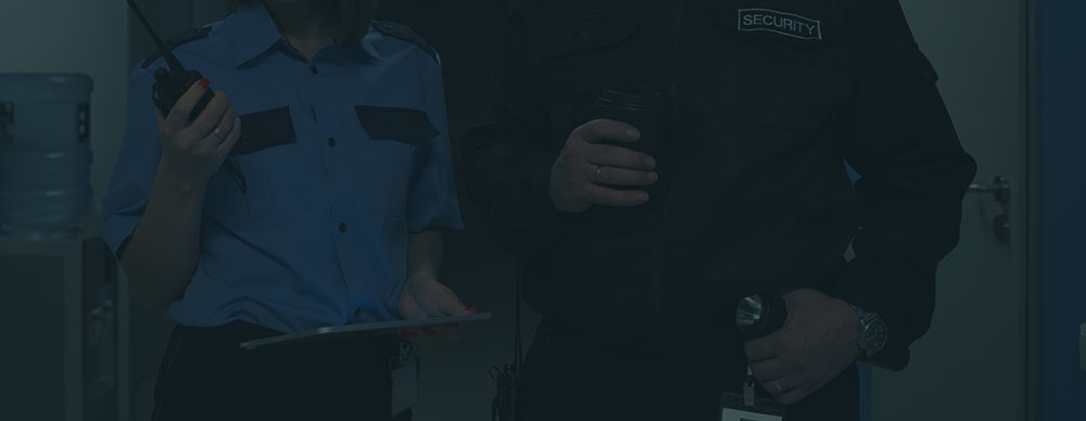 Qué hacer si los agentes de ICE se presentan en tu puerta